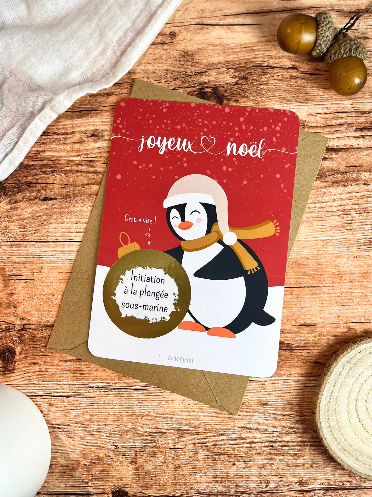 Carte à gratter "Pingouin en fête !" - rouge