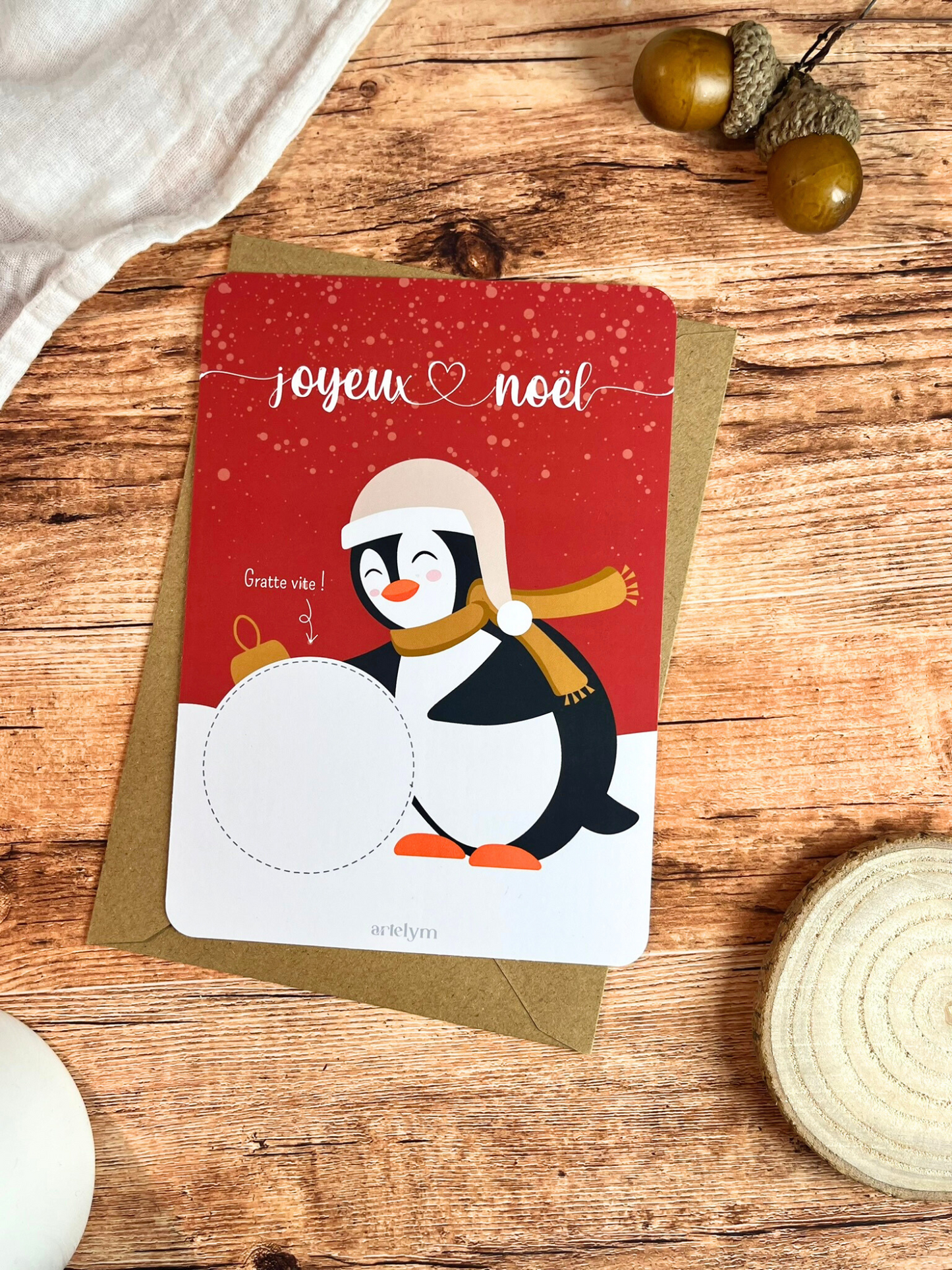 Carte à gratter "Pingouin en fête !" - rouge